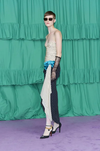 Look 77